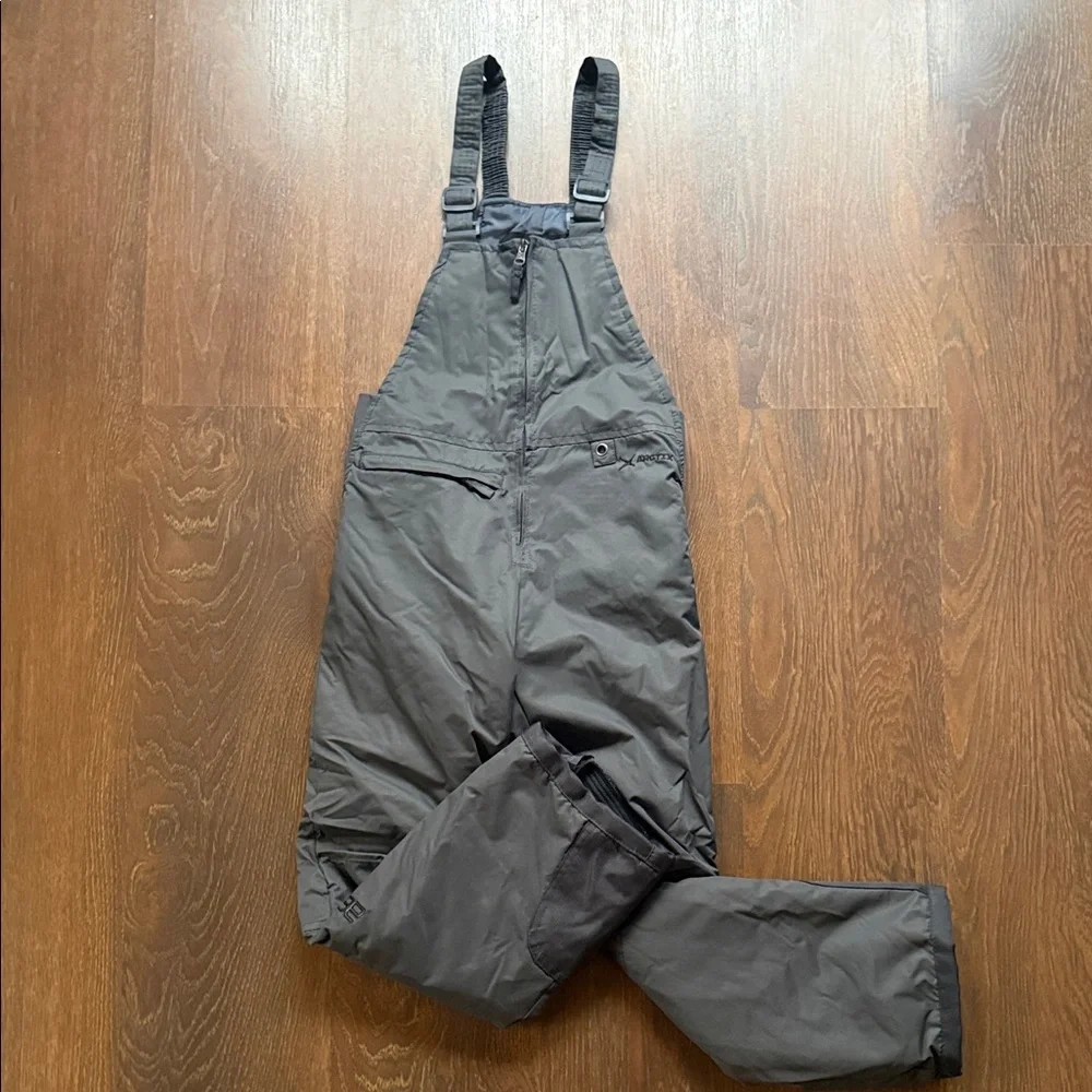 Snow Pants - Picture 1 of 3